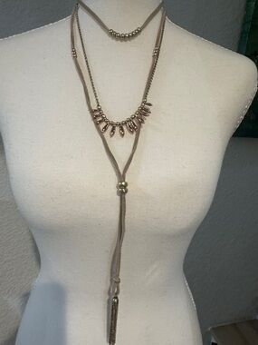 Layered Faux Leather and Gold Women's Lariat Necklace - Beautiful layered 🥰